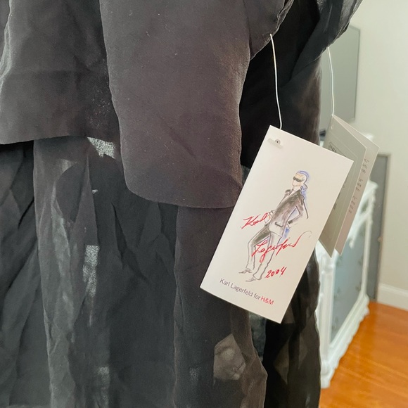 VINTAGE Karl Lagerfeld of Chanel 100% SILK Top COLLECTIBLE Dress Shirt - Picture 4 of 10